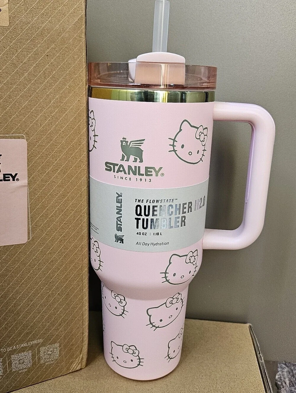 Stanley 40oz Quencher H2.0 FlowState tumbler - Picture 3 of 4
